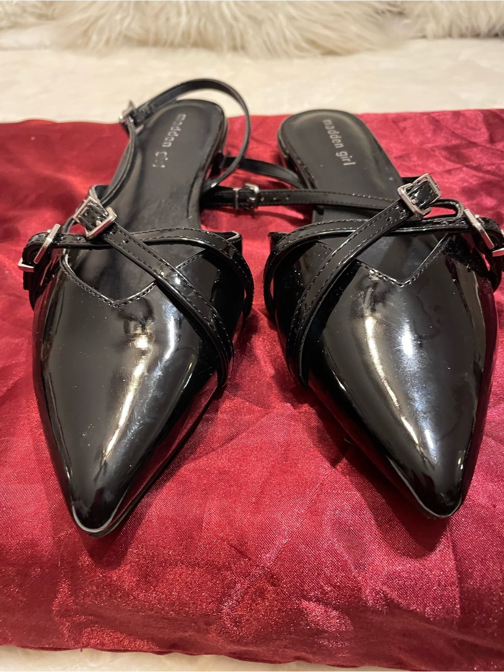Sleek… Madden Girl Black Patent Pointed Slingback Mules Size 9.5